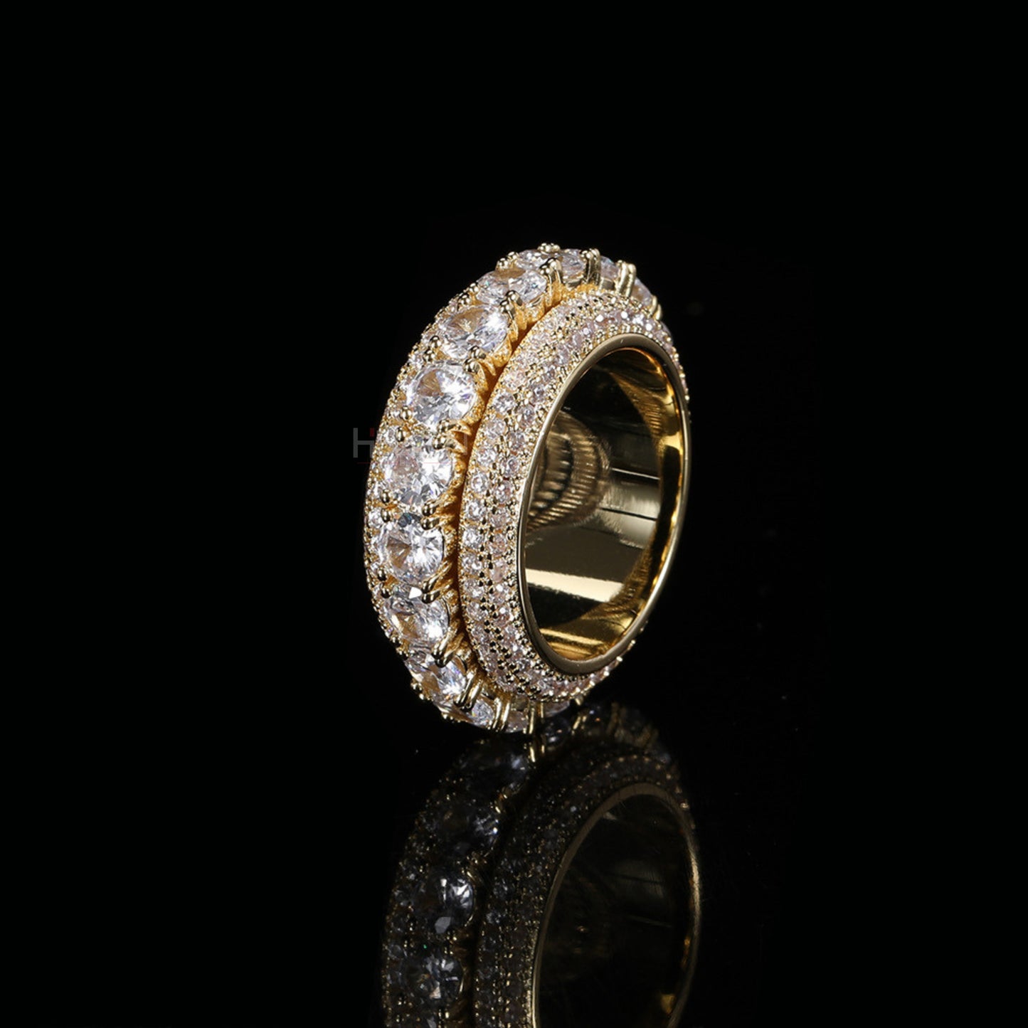 Rotating VVS Diamond Studded Satisfaction Ring