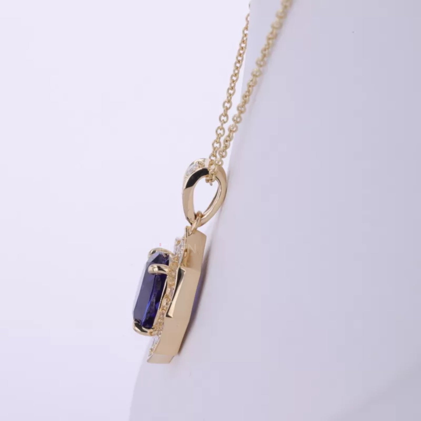 Vintage Blue Oval Cut Sapphire & Moissanite Necklace