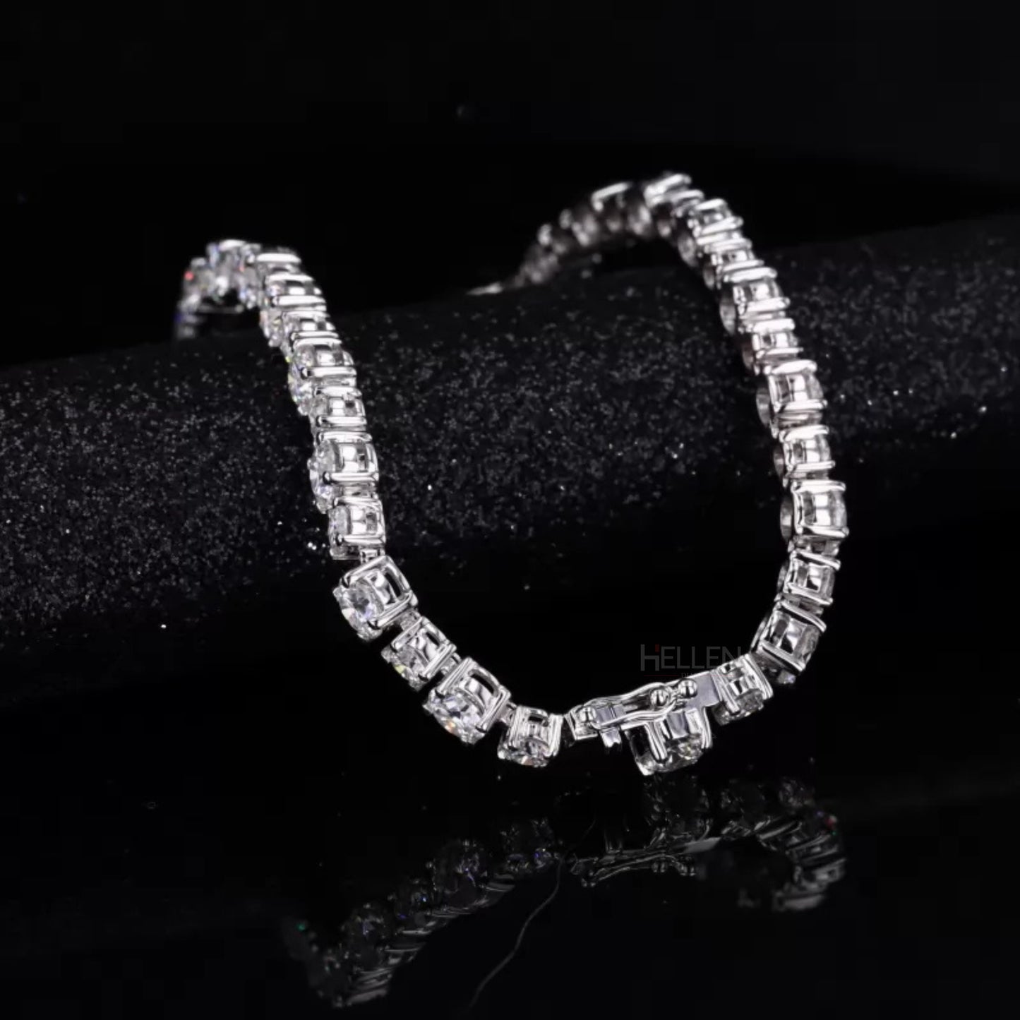 Alternating Round Cut Moissanite Tennis Bracelet
