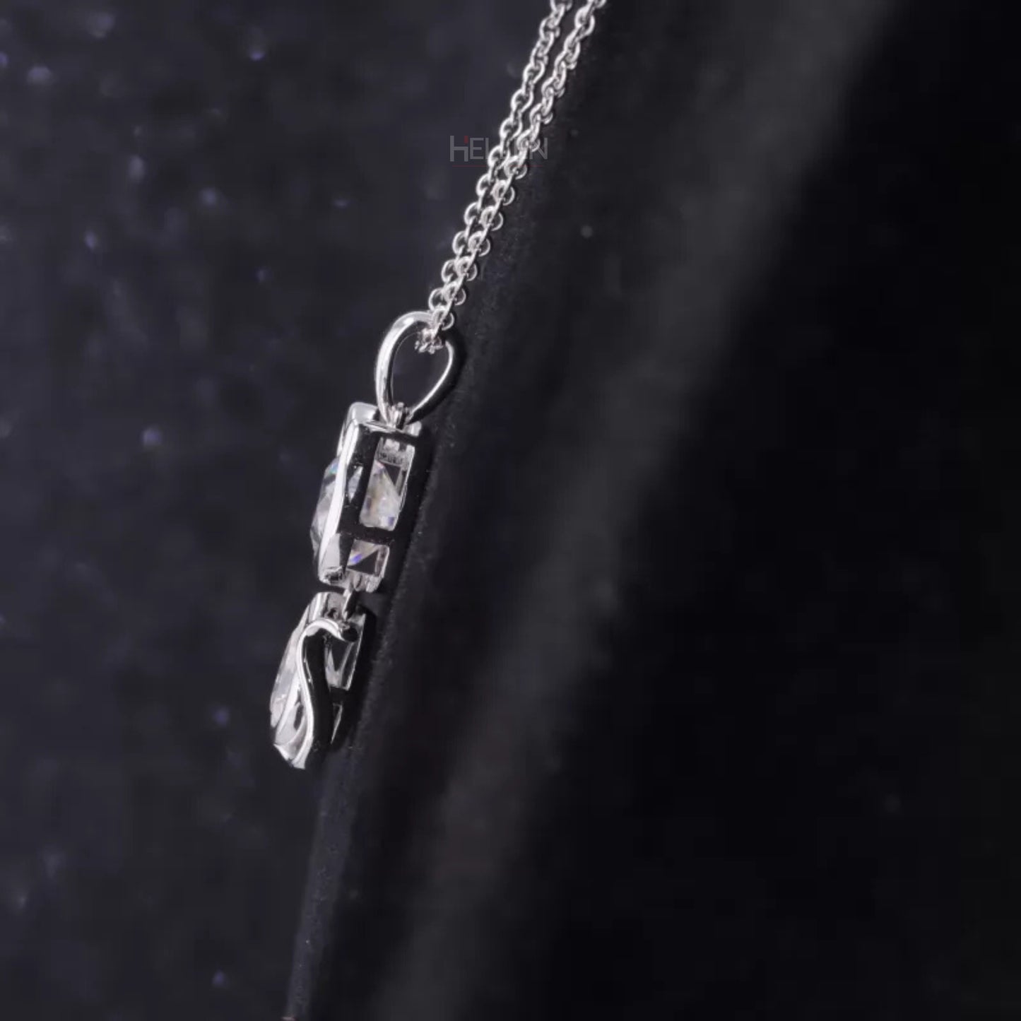 Pear And Oval Cut Moissanite Cat Look Animal Necklace