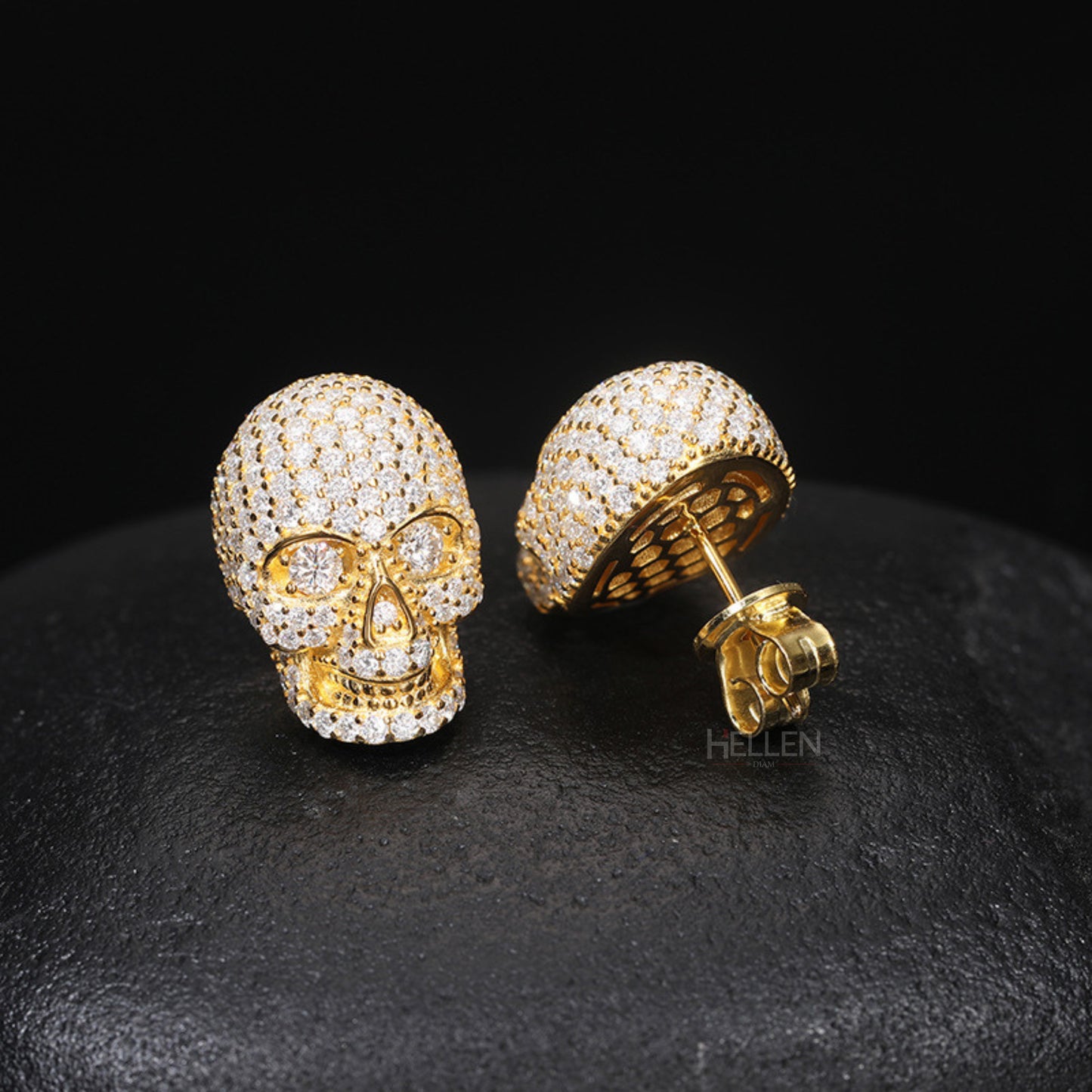 Exclusive Skull Head Men's Studs With Iced Out Moissanite