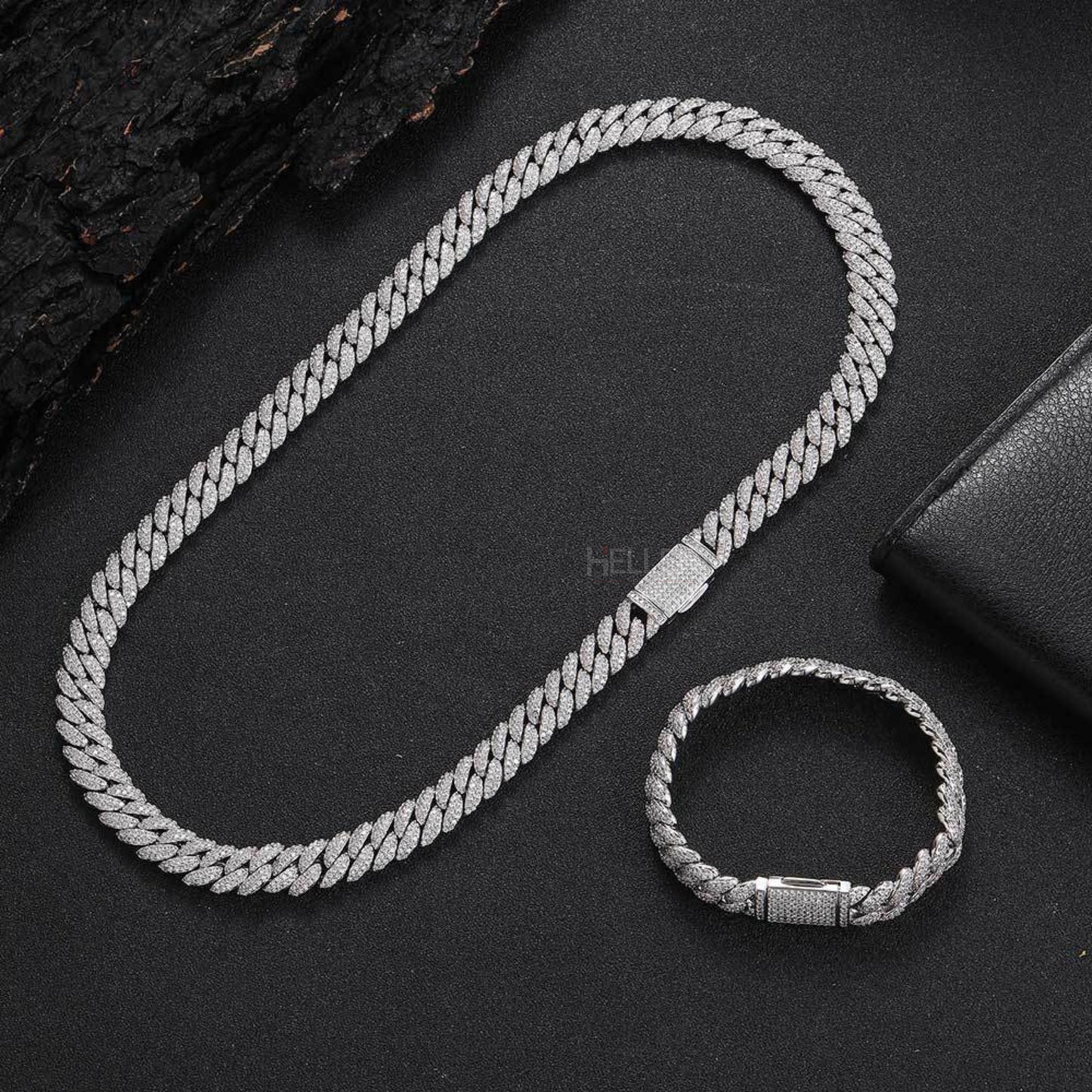 10MM Iced Out Cuban Chain For Men's With Round Cut Moissanite