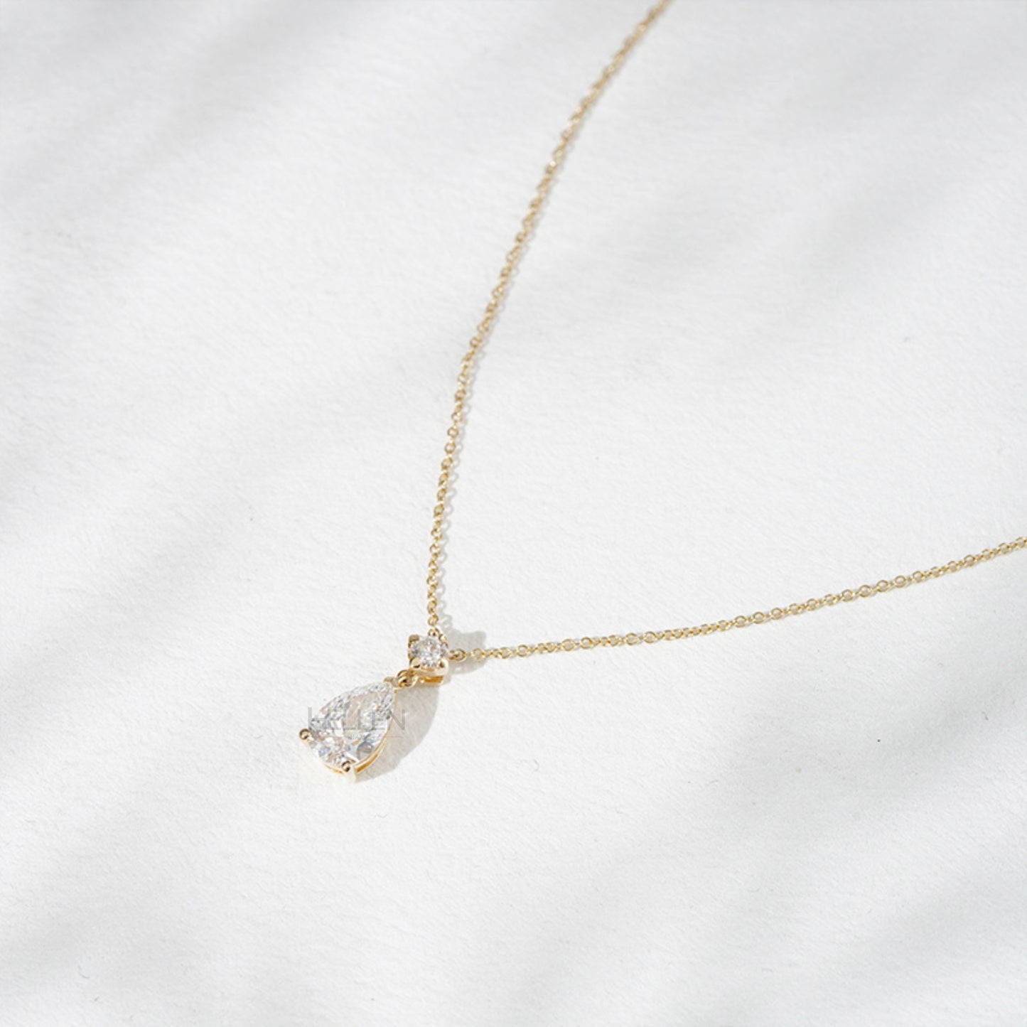 Sparkling Pear Cut Moissanite Drop Necklace for Bridesmaids