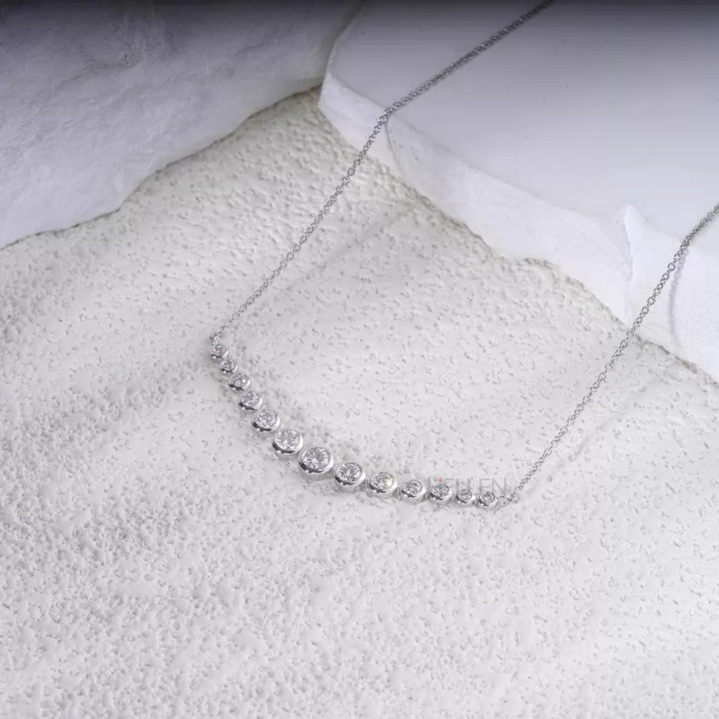 Round Cut Bezel Setting Smiley Necklace For Gifting