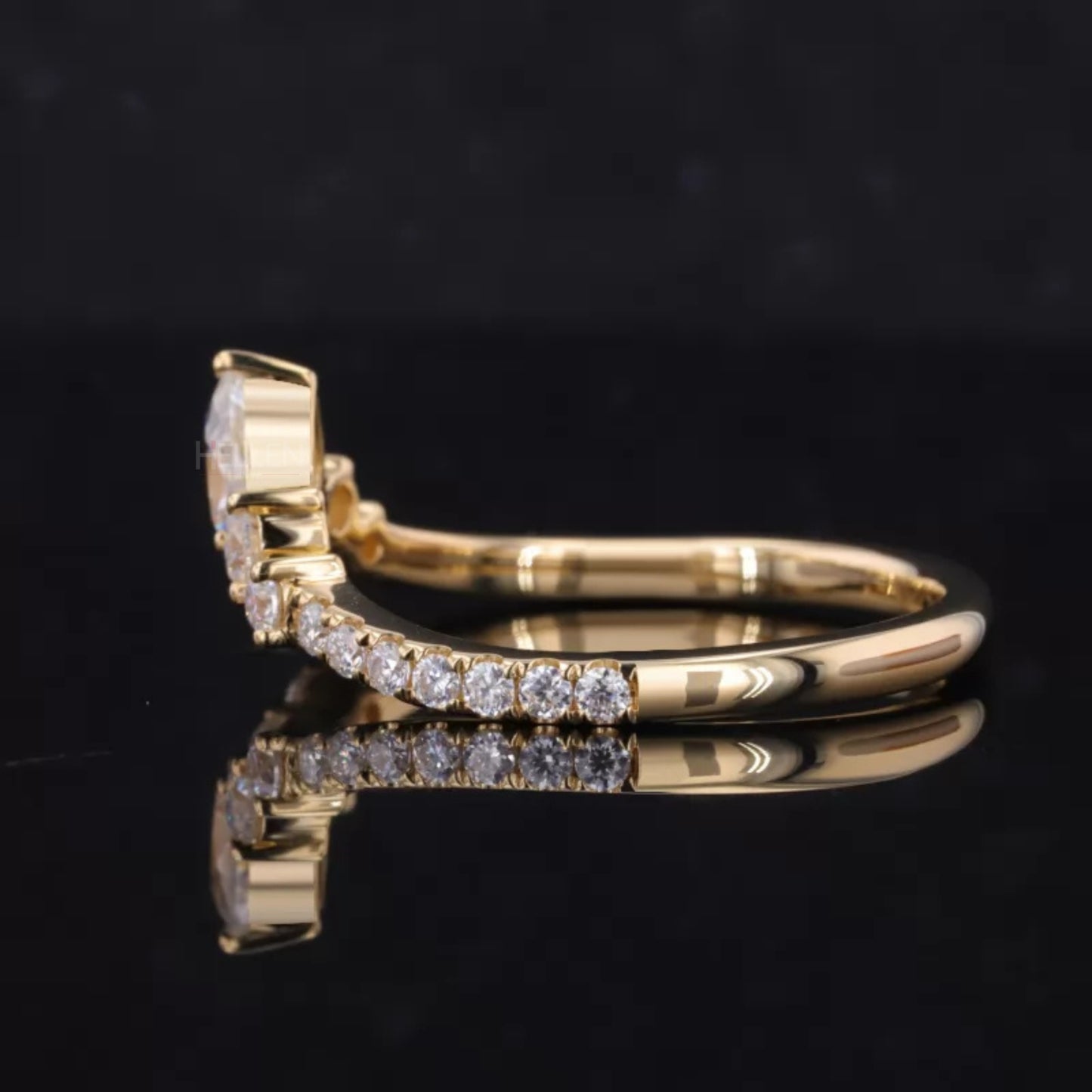 Round And Pear Cut V Curved Moissanite Wedding Band