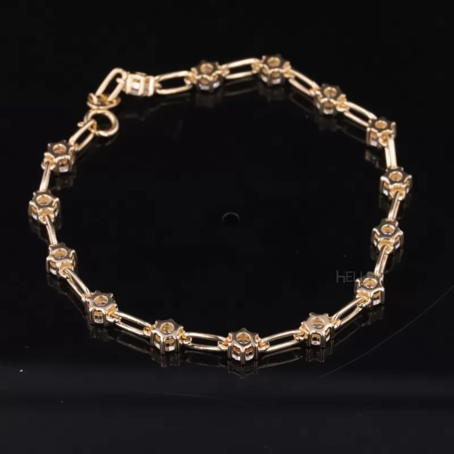 Paper Clip Chain Bracelet with Round Cut Moissanite Links