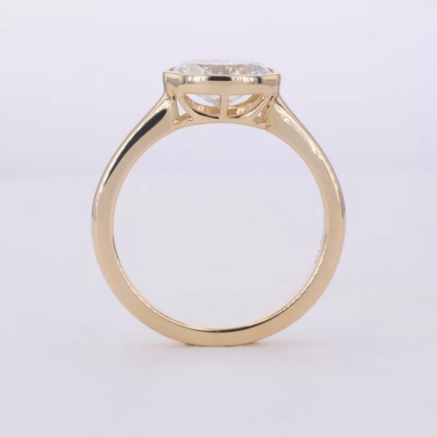 East to West Oval Cut Moissanite Solitaire Engagement Ring – Bezel