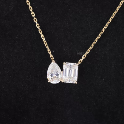 Signature “Toi et Moi” necklace with pear and emerald cut moissanite – symbolic and stylish dual-stone pendant