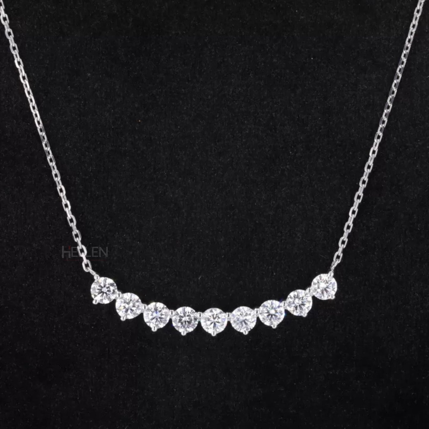 Broad smiley face necklace with round cut moissanite – playful and sparkling everyday accessory