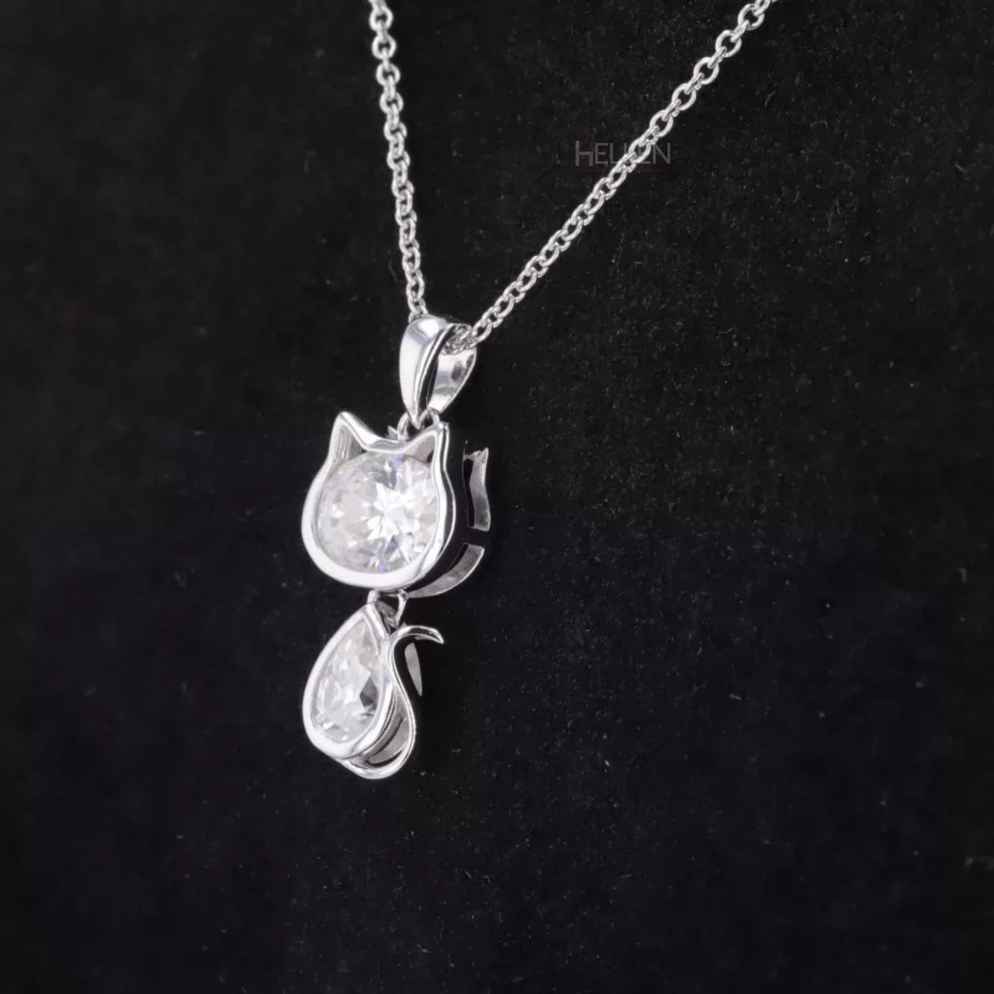Pear And Oval Cut Moissanite Cat Look Animal Necklace