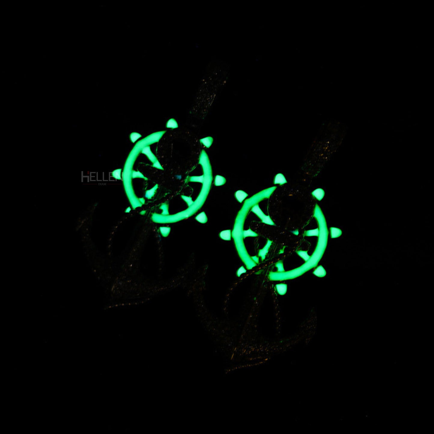 Glow In The Dark Ship Anchor And Wheel Pirates Pendant