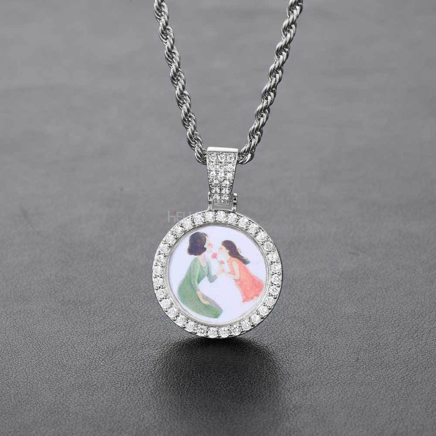 Personalized Loved Ones Memory Pendent With Moissanite