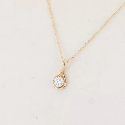Signature Round Cut Solitaire Twisted Hoop Necklace