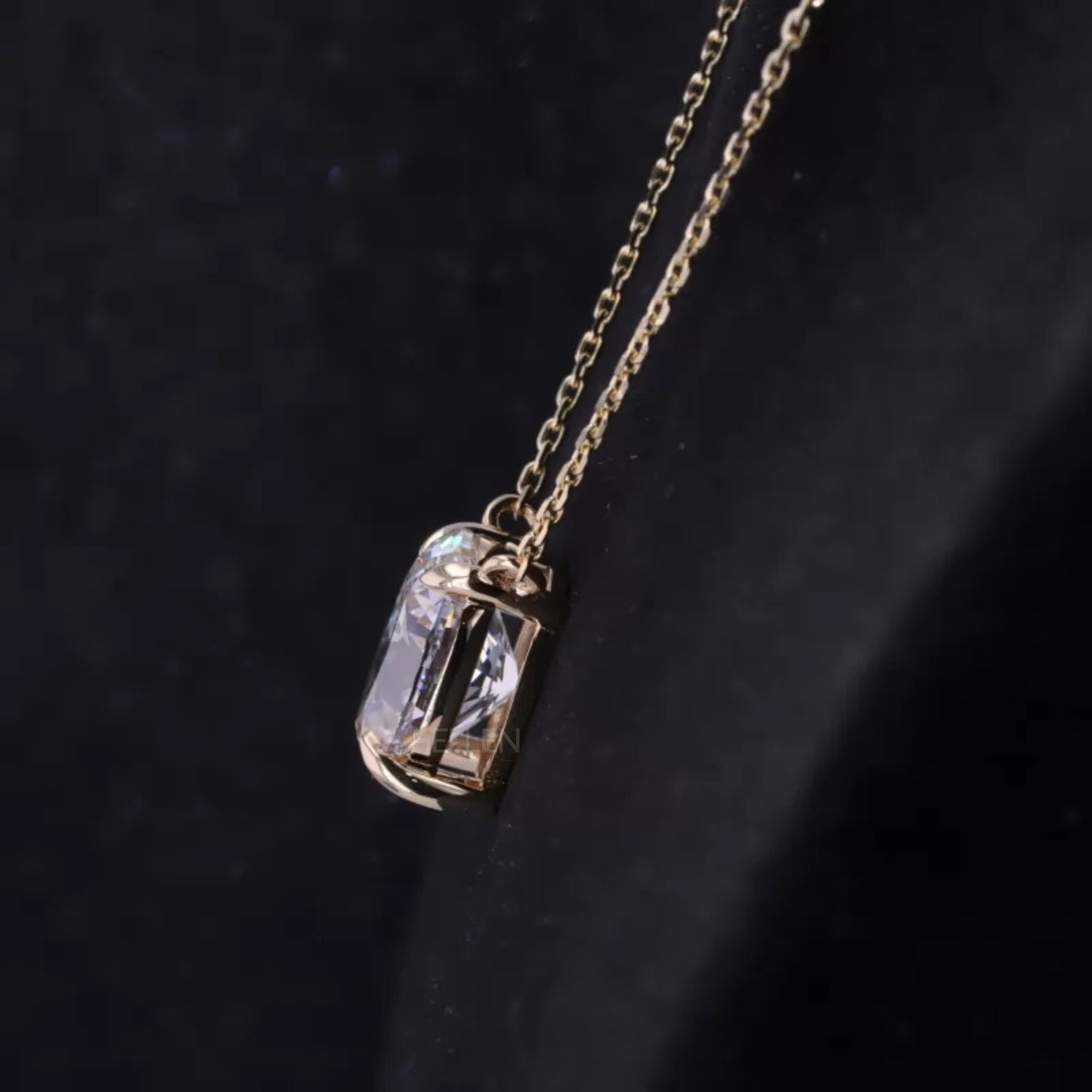 Elegant Oval Cut Moissanite Solitaire Necklace For Everyday