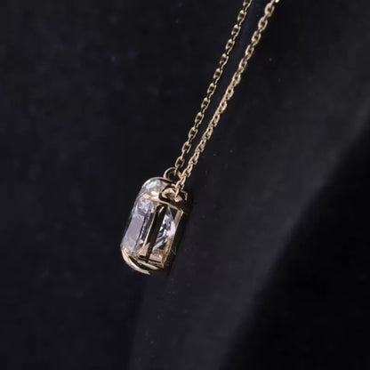 Elegant Oval Cut Moissanite Solitaire Necklace For Everyday