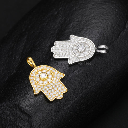 Iced Hamsa hand pendant with moissanite – protective and spiritual bling for men’s street style

