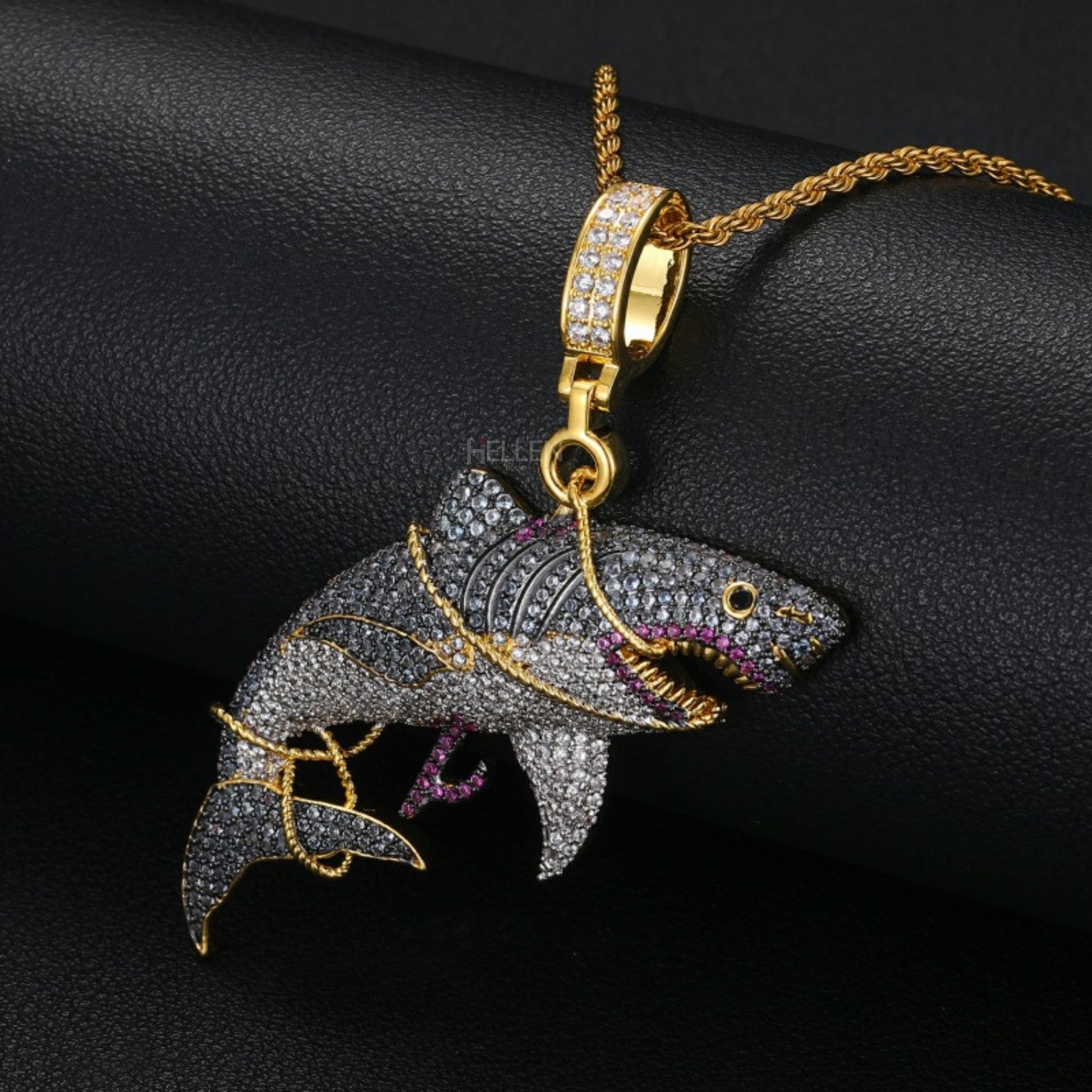 Haunted shark pendant iced with moissanite and paired with a rope chain – bold and wild hip-hop style

