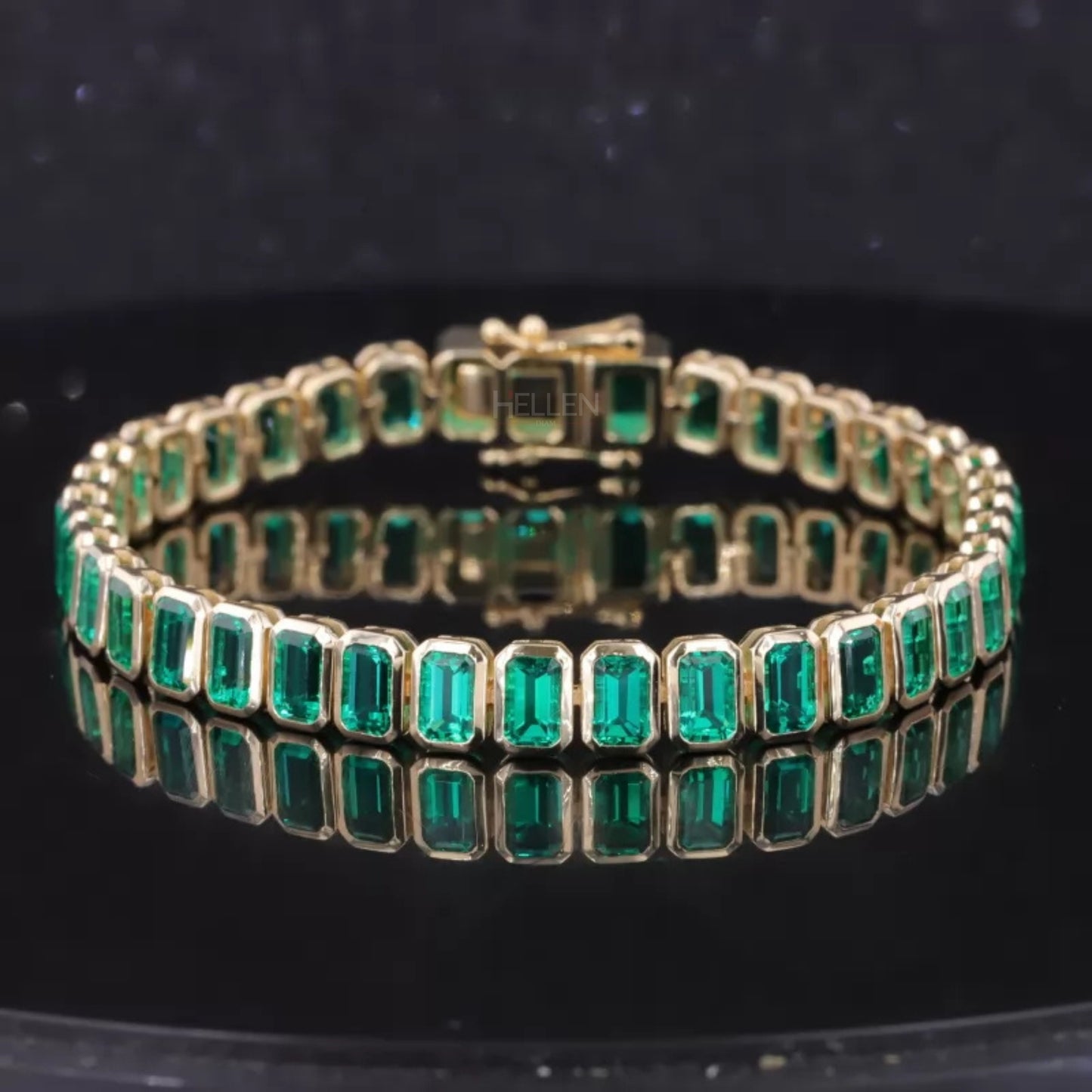 Emerald gemstone tennis bracelet in bezel setting – timeless design with rich green semi-precious stones