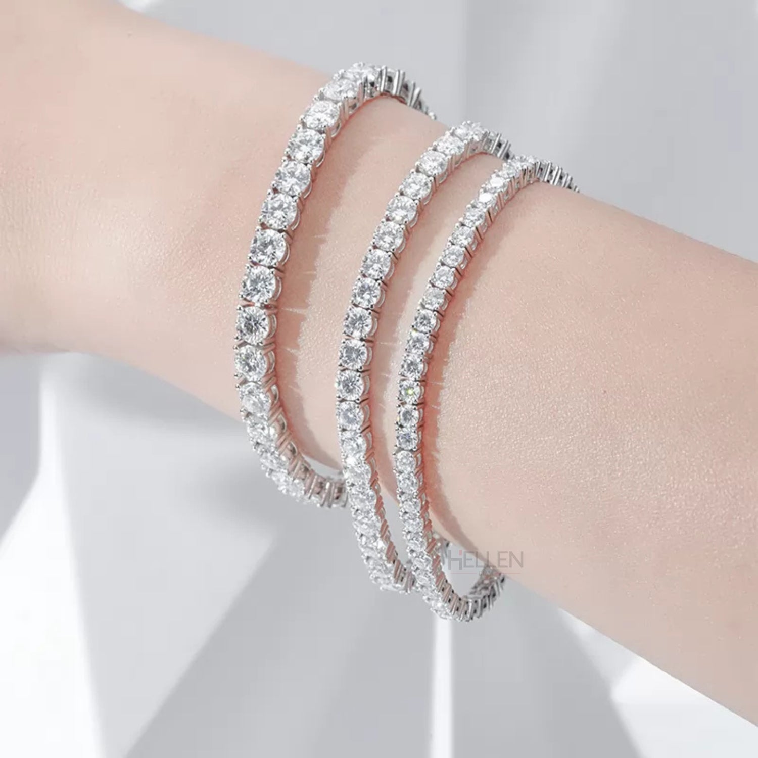 Everyday essential tennis bracelet with round cut moissanite – minimalist and sparkling wristwear for all occasions

