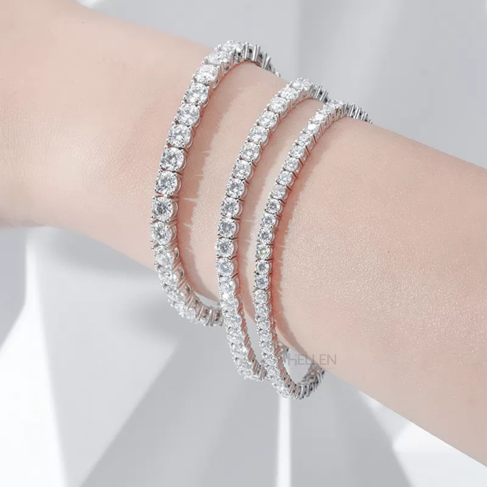Everyday essential tennis bracelet with round cut moissanite – minimalist and sparkling wristwear for all occasions

