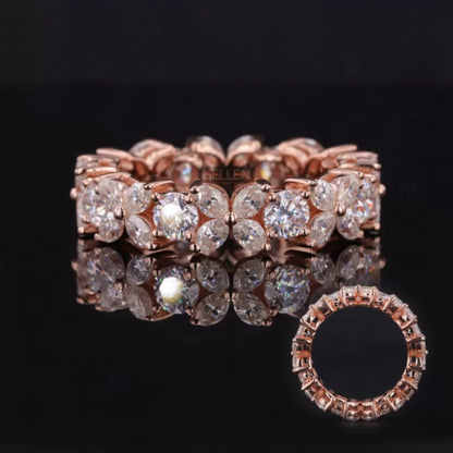 XO-style eternity wedding band with alternating marquise and round moissanite – romantic design with unique rhythm