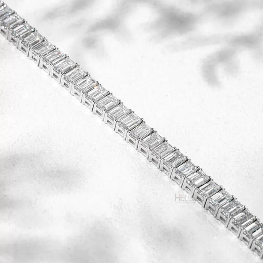 Emerald cut moissanite tennis bracelet in 925 sterling silver – sophisticated essential wristwear