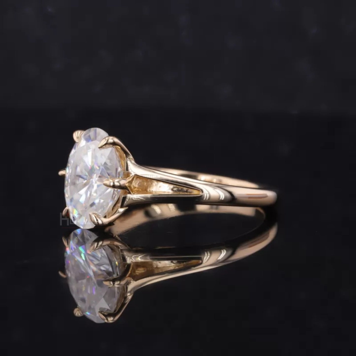 Oval Solitaire Moissanite Engagement Ring with Eagle Claw Prongs
