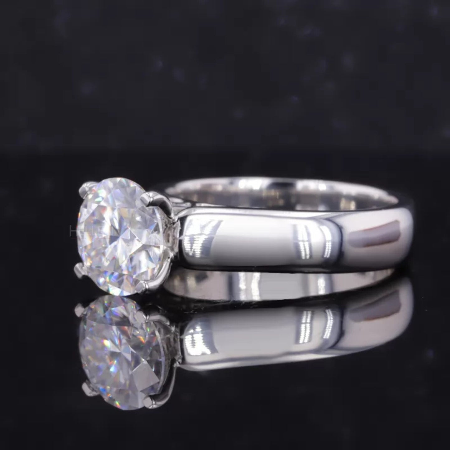 Round Cut Solitaire Moissanite Hidden Halo Engagement Ring