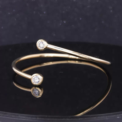Open Gap Flexible Bracelet with Round Cut Solitaire Moissanite