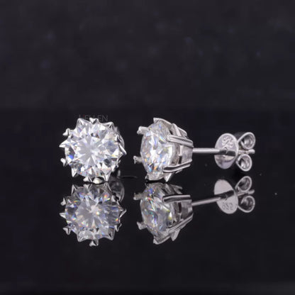 Round Cut VVS Moissanite Stud with Heart-Shaped Prongs