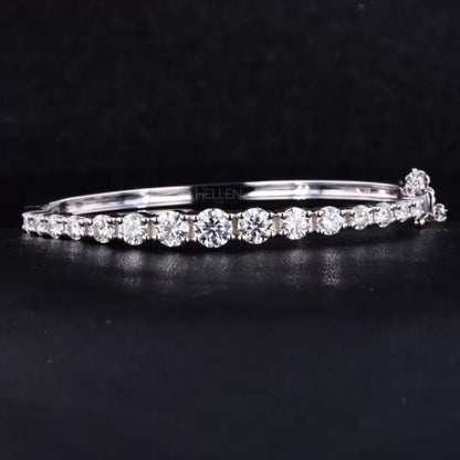 Round Cut Moissanite Bangel Bracelet With Chain Lock