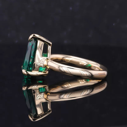 Pear Cut Green Emerald Gemstone Solitaire Engagement Ring