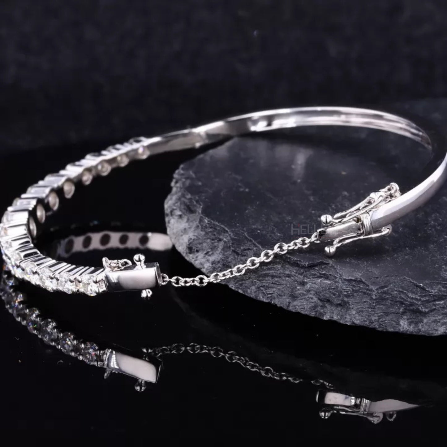 Round Cut Moissanite Bangel Bracelet With Chain Lock