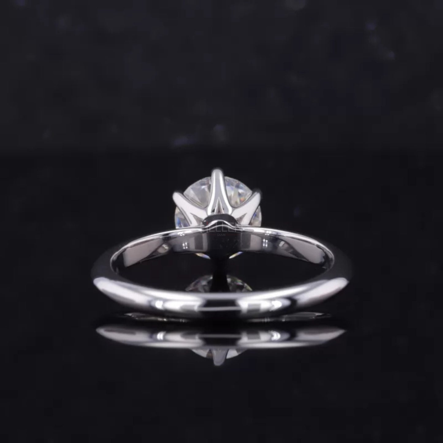 Round Cut Solitaire Moissanite Crown Setting Engagement Ring