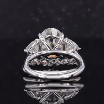 Three Stone Oval Cut Moissanite Bridal Ring Set