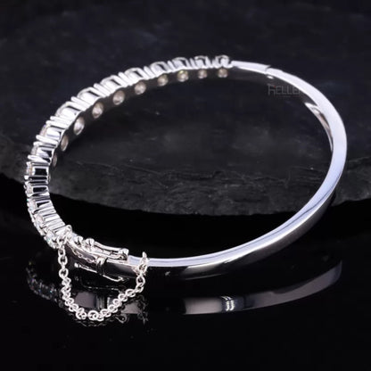Round Cut Moissanite Bangel Bracelet With Chain Lock