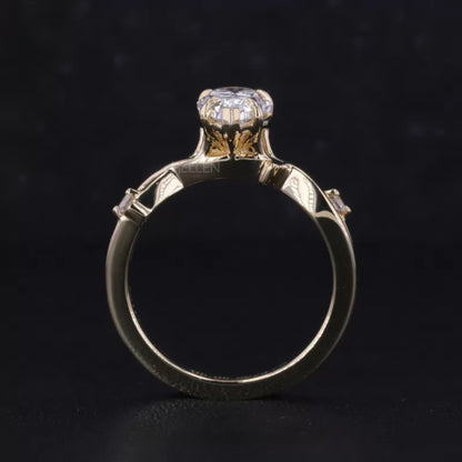 Pear And Round Cut Moissanite Bridal Ring Set