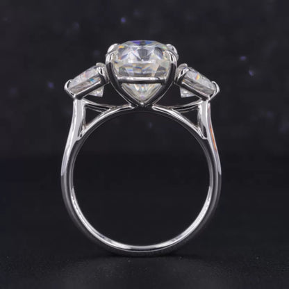Three Stone Oval Cut Moissanite Bridal Ring Set