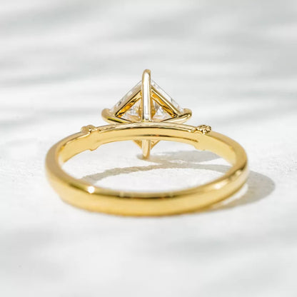 Unique Setting Princess Cut Solitaire Moissanite Engagement Ring