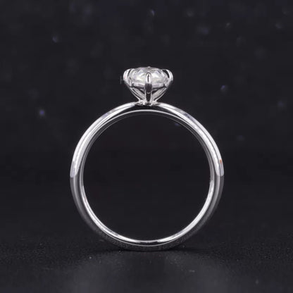 Pear Cut Solitaire Moissanite Tiger Prongs Engagement Ring