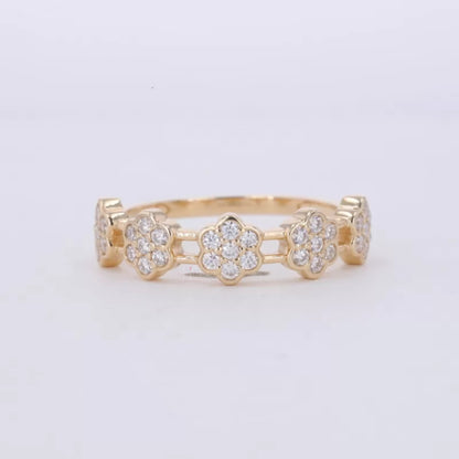 Floral Illusion Round Diamond Cluster Wedding Band
