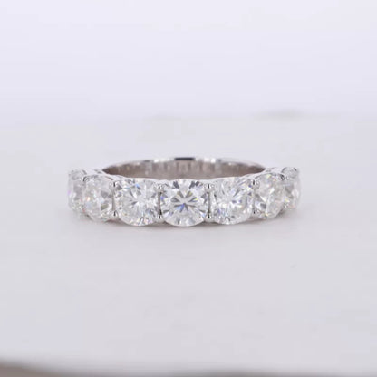 Round Cut Seven Stone Moissanite Wedding Band