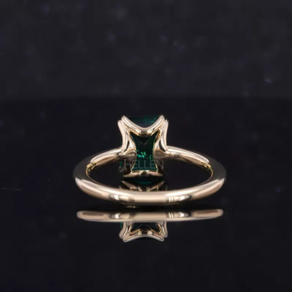 Solitaire Emerald Gemstone semi precious Engagement Ring