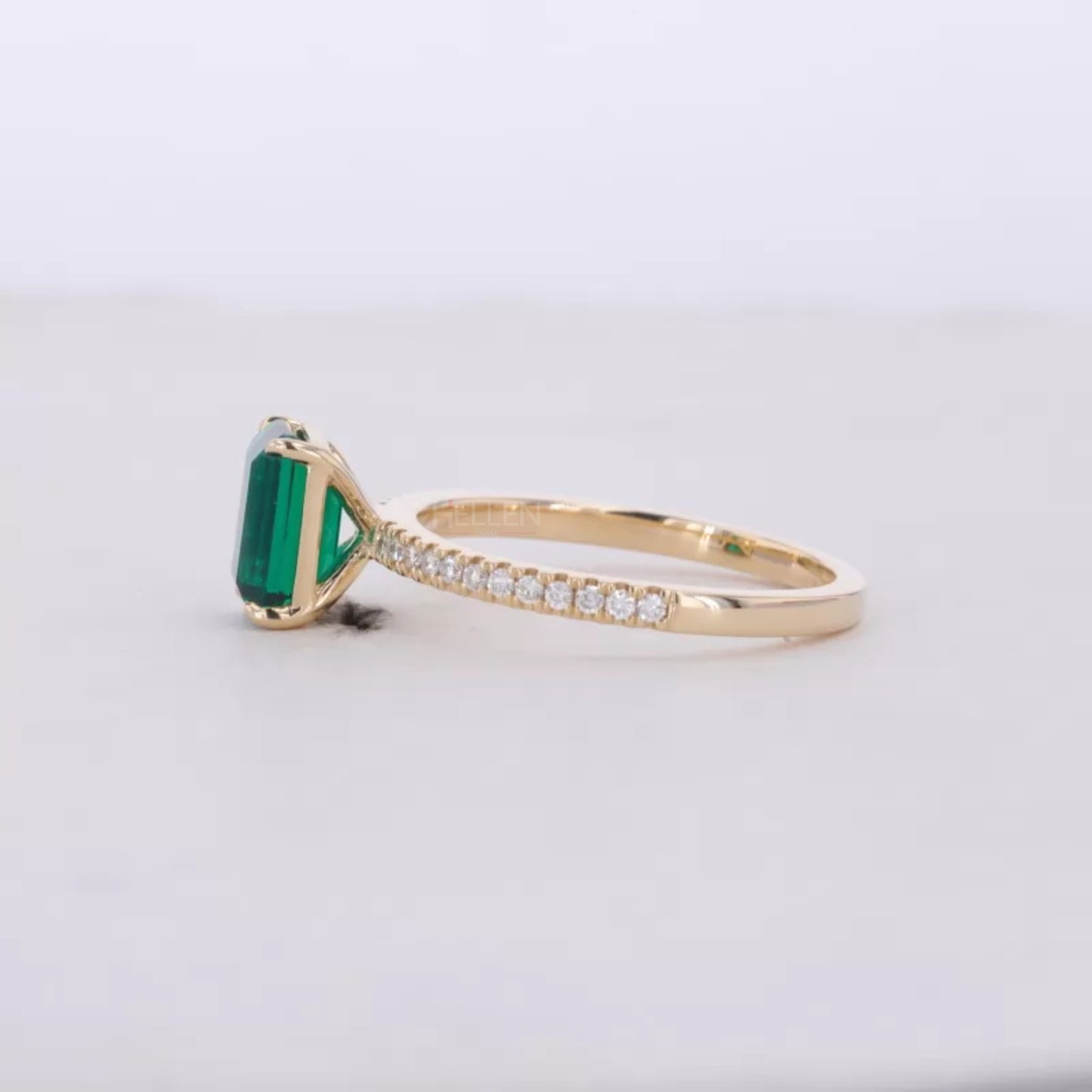 Solitaire Emerald Gemstone & Moissanite Engagement Ring
