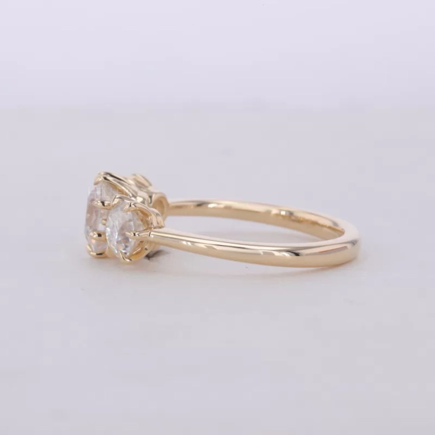 Centre Oval Cut And Round Side Moissanite 3 Stone Ring