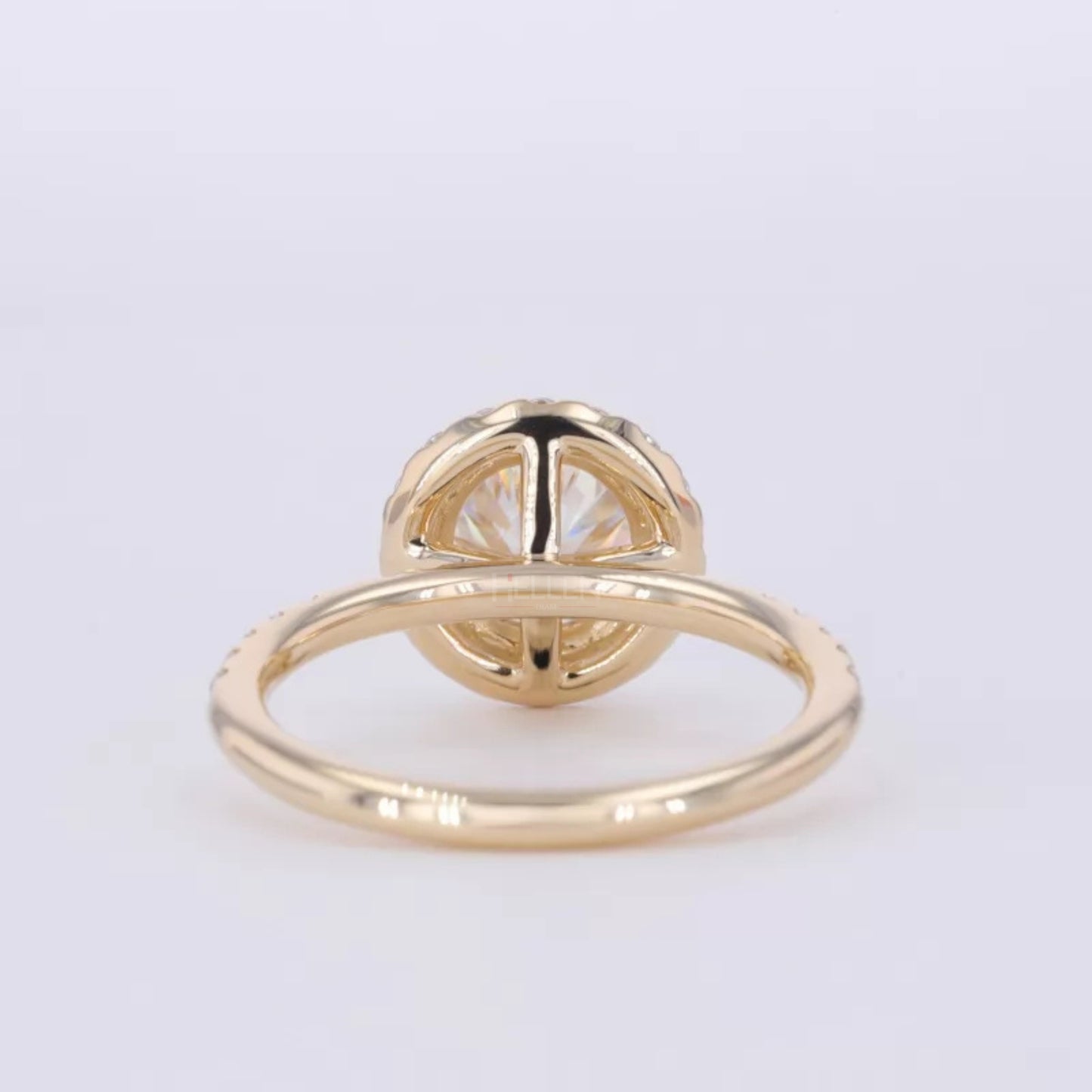 Brilliant Round Cut Solitaire Moissanite Halo Engagement Ring