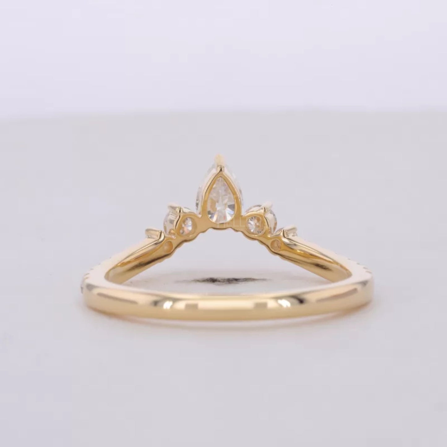 Round And Pear Cut V Curved Moissanite Wedding Band