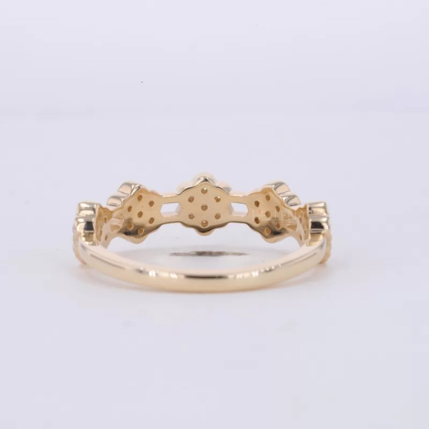 Floral Illusion Round Diamond Cluster Wedding Band