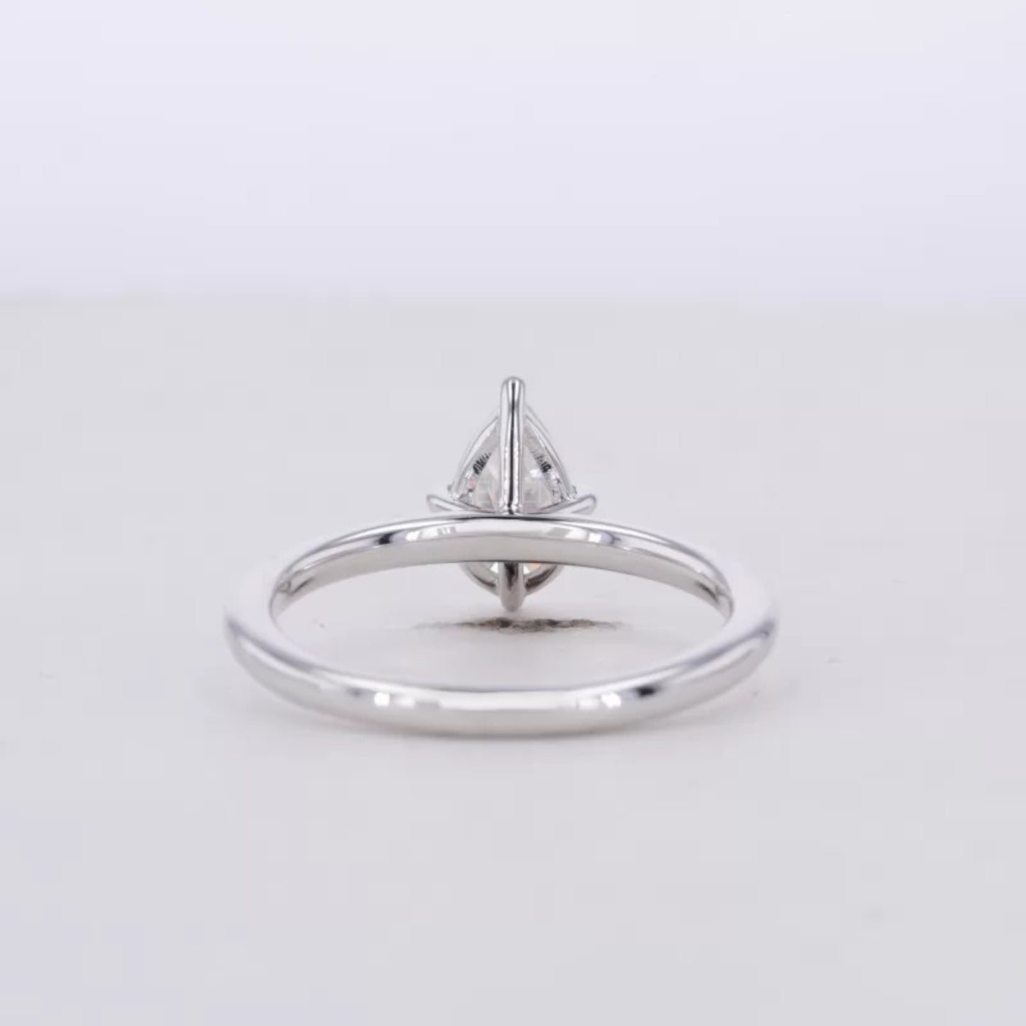 Pear Cut Solitaire Moissanite Tiger Prongs Engagement Ring