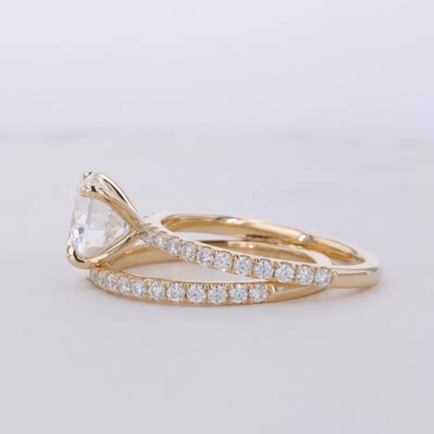 Round Cut Solitaire Moissanite Engagement Ring Set.